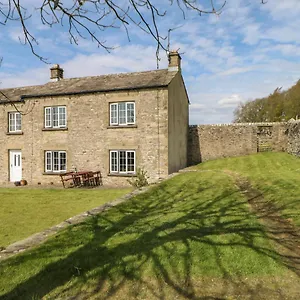 sunnyside-cottage-richmond.yorkshirehotels.net/